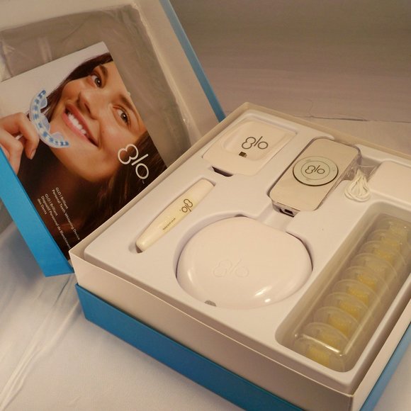 New GLO Brilliant Personal Teeth Whitening Device